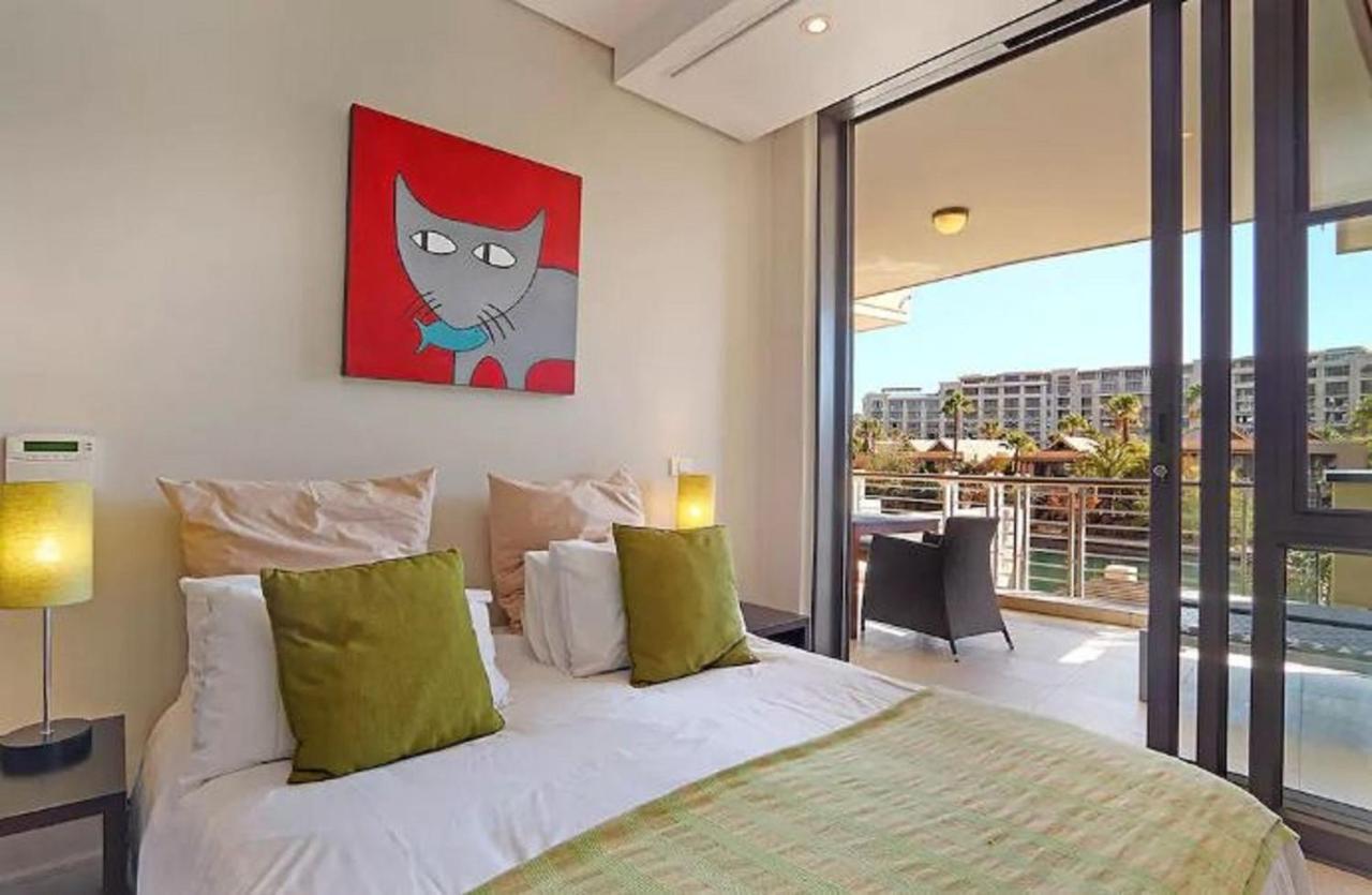Apartment Waterfront